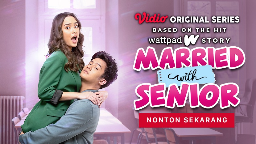 Film Married with Senior: Kisah Cinta yang Terganjal Status Sosial