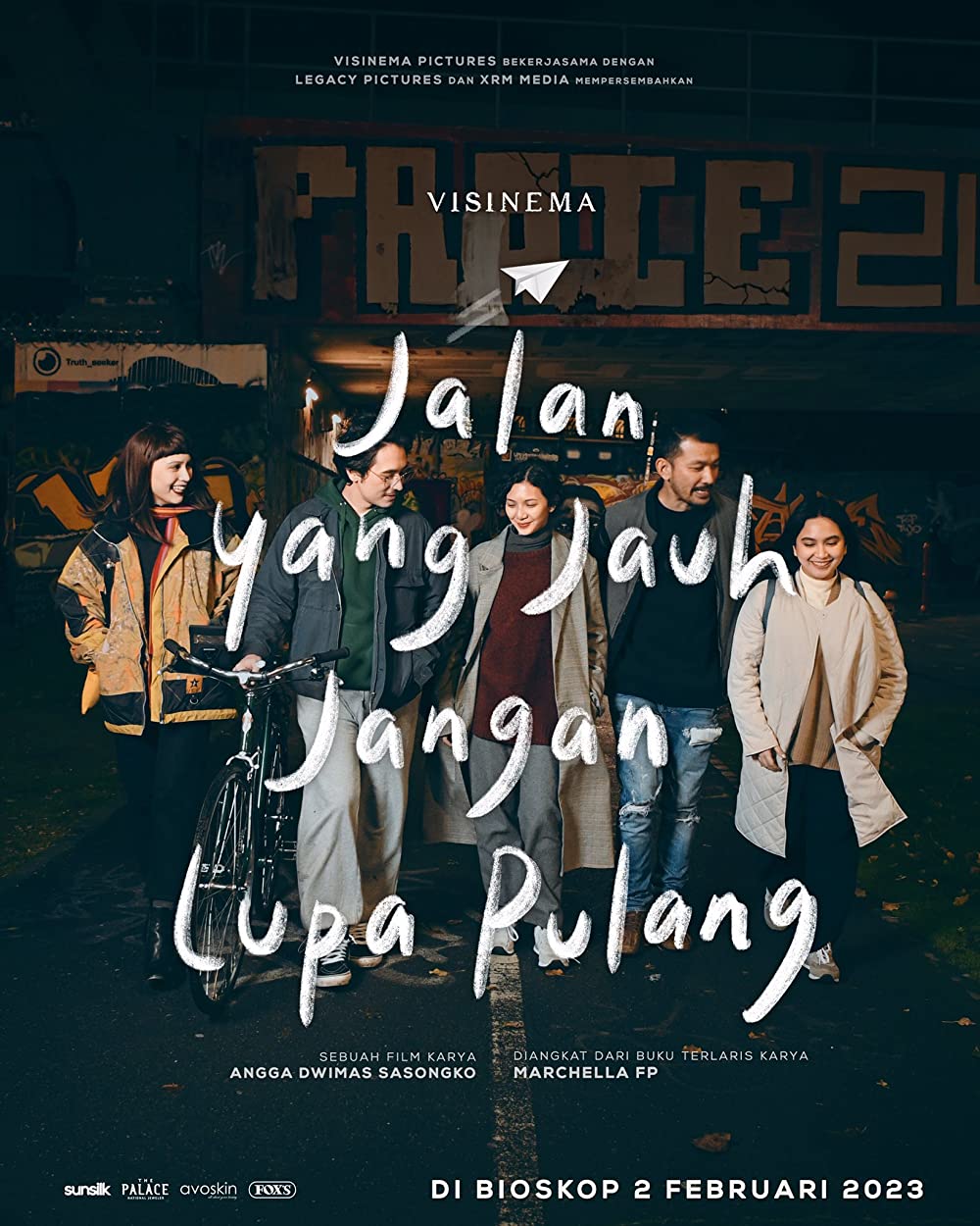 Menikmati Perjalanan Jauh, Tetap Ingat Pulang dalam Film